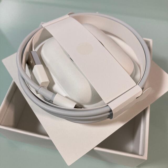 Apple(アップル)の【ジャンク】Apple AirPods 第一世代 正規品 スマホ/家電/カメラのオーディオ機器(ヘッドフォン/イヤフォン)の商品写真