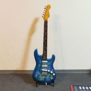 フェンダー(Fender)のフェンダーストラトキャスターブルーフラワー(エレキギター)