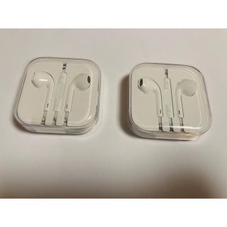 アイフォーン(iPhone)のイヤホン　iPhone純正　2個セット(ヘッドフォン/イヤフォン)