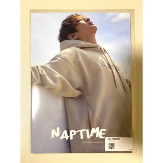 トリプルエー(AAA)のNaptime Look Book(ミュージシャン)