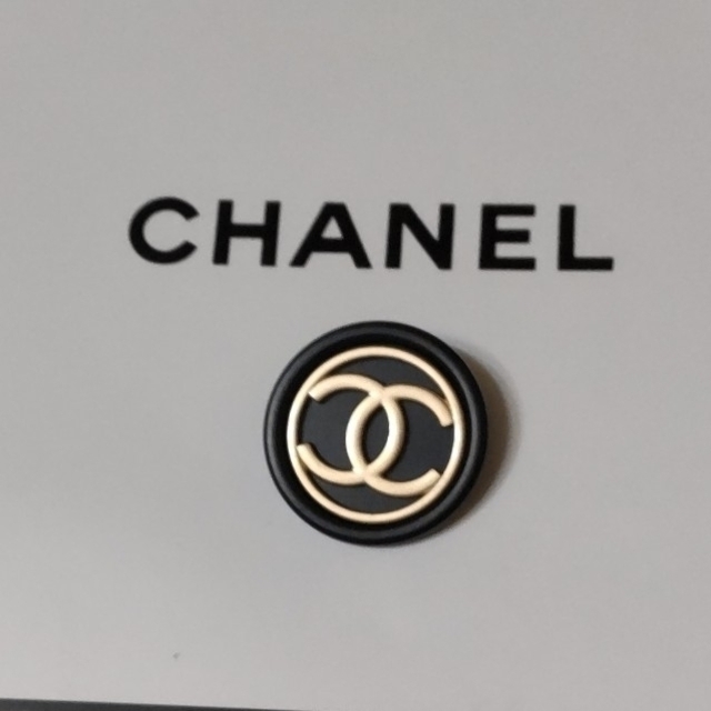 Chanel シャネル ヴィンテージボタン パーツ シンプル おしゃれ 可愛いの通販 By Lii S Shop シャネルならラクマ