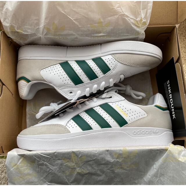 adidas Tyshawn low 29cm