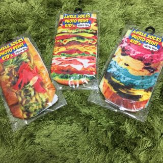 新品。キッズ靴下。13〜18センチ(*^◯^*)(靴下/タイツ)