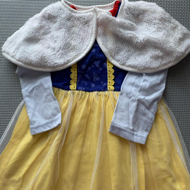 Disney(ディズニー)の100cm 白雪姫変身セット キッズ/ベビー/マタニティのキッズ服女の子用(90cm~)(ドレス/フォーマル)の商品写真