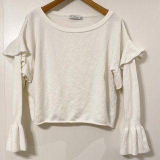 ザラ(ZARA)のZARAショート丈　フリルニット(ニット/セーター)