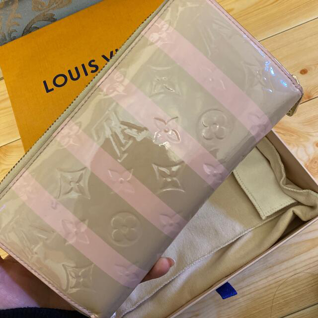 LOUIS VUITTON(ルイヴィトン)のルイヴィトン　財布 レディースのファッション小物(財布)の商品写真