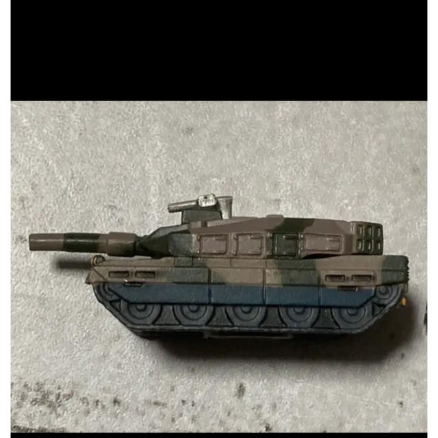 10式戦車 マグネット　フィギュア エンタメ/ホビーのフィギュア(ミリタリー)の商品写真