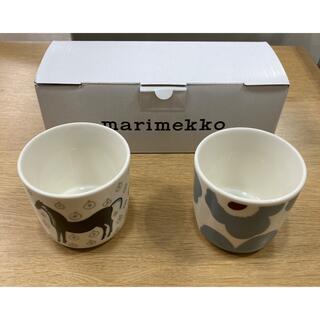 マリメッコ(marimekko)のマリメッコ ウニッコ　ムスタタンマ　ラテマグ　2種セット　marimekko(グラス/カップ)