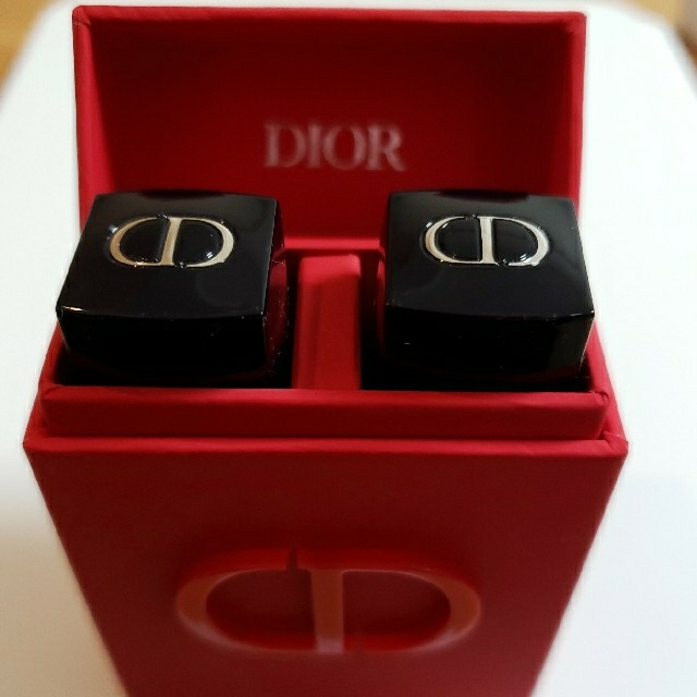 Dior(ディオール)の【新品未使用】Dior　ミニリップ　ケース付 コスメ/美容のベースメイク/化粧品(口紅)の商品写真