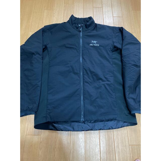 ARC'TERYX(アークテリクス)のアークテリクス アトム LT ジャケット ブラック L メンズのジャケット/アウター(マウンテンパーカー)の商品写真