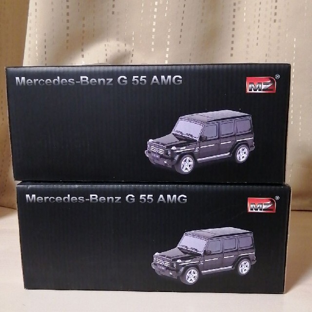 ラジコンカー　メルセデス・ベンツG55AMG　2カラーまとめ売りセット エンタメ/ホビーのおもちゃ/ぬいぐるみ(ホビーラジコン)の商品写真