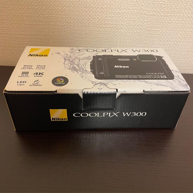 【新品未使用】Nikon  COOLPIX W W300 BLACK スマホ/家電/カメラのカメラ(コンパクトデジタルカメラ)の商品写真