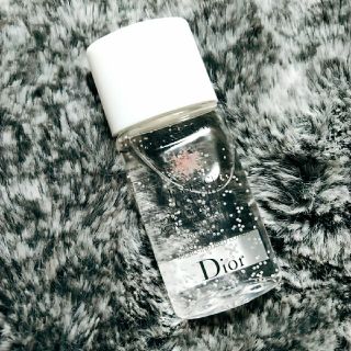 ディオール(Dior)のディオール　スノー　ライト　エッセンス　ローション(化粧水/ローション)