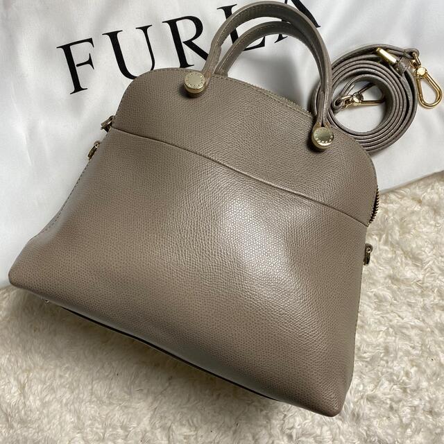 Furla(フルラ)の✨美品✨FURLA フルラ パイパー　ミニ　ハンドバッグ　グレージュ レディースのバッグ(ハンドバッグ)の商品写真