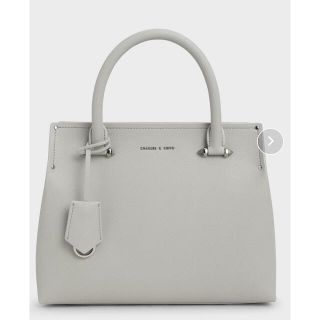 チャールズアンドキース(Charles and Keith)のCHARLES & KEITH ダブルハンドルトートバッグ(ハンドバッグ)