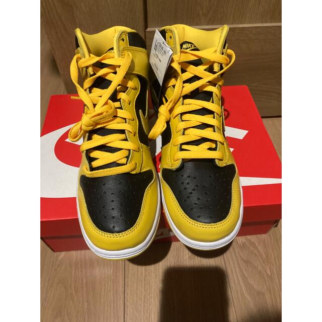 NIKE(ナイキ)のNIKE DUNK HIGH BLACK/VARSITY MAIZE26.5cm メンズの靴/シューズ(スニーカー)の商品写真