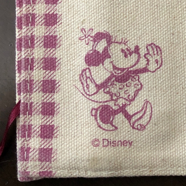 Disney(ディズニー)の新品　ミッキー　ブックカバー ハンドメイドの文具/ステーショナリー(ブックカバー)の商品写真