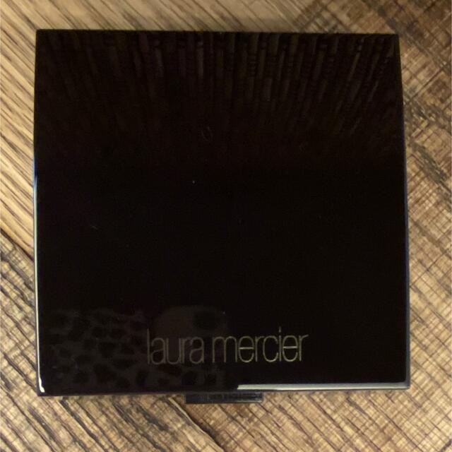 laura mercier(ローラメルシエ)のローラ　メルシエ  フェイスイルミネーター　04 コスメ/美容のベースメイク/化粧品(フェイスパウダー)の商品写真