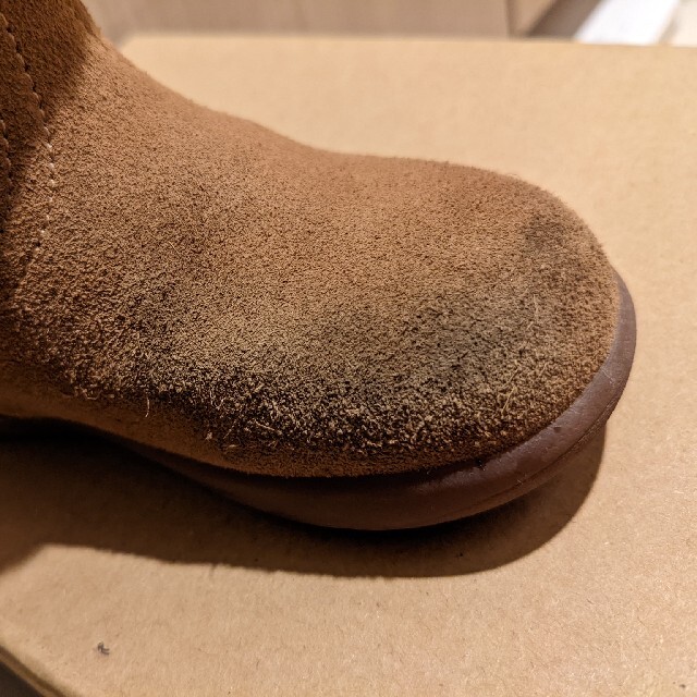 UGG(アグ)のUGG ベビー　ムートンブーツ　13.5cm キッズ/ベビー/マタニティのベビー靴/シューズ(~14cm)(ブーツ)の商品写真