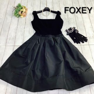 フォクシー(FOXEY)の美品　フォクシー  FOXEY  ワンピース  (ひざ丈ワンピース)