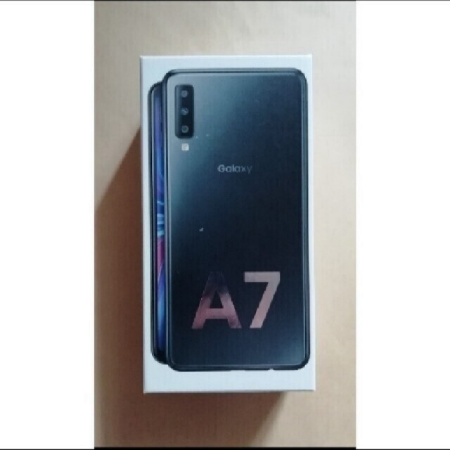 Galaxy A7 SIMフリー ブラック