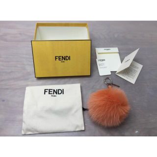 フェンディ(FENDI)の新品★FENDI フェンディ★オレンジ ポンポンチャーム ファー チャーム (バッグチャーム)