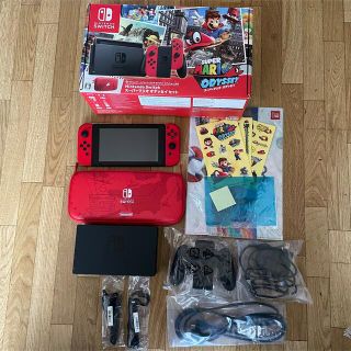 NINTENDO SWITCH LITE コーラルピンク　マリオオデッセイ