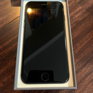 アイフォーン(iPhone)のiPhone8 64GB スペースグレー(スマートフォン本体)