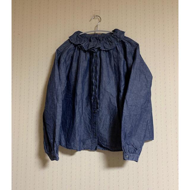 nest Robe(ネストローブ)のコットンリネンダンガリーフリルシャツ レディースのトップス(シャツ/ブラウス(長袖/七分))の商品写真