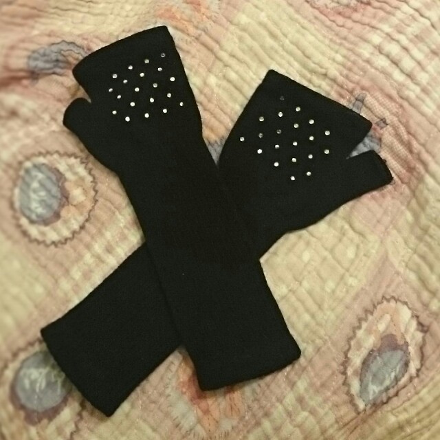 黒 ♡ ニット手袋 レディースのファッション小物(手袋)の商品写真