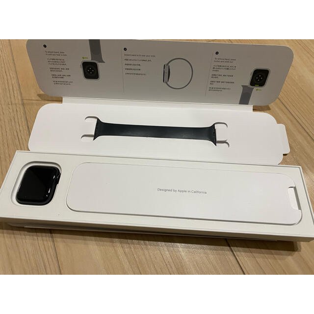 Apple Watch(アップルウォッチ)のApple Watch SE 40mm (GPSモデル) スペースグレー メンズの時計(腕時計(デジタル))の商品写真