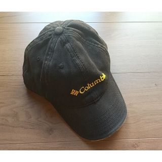 コロンビア(Columbia)の【送料込】中古 Columbiaキャップ 黒(キャップ)