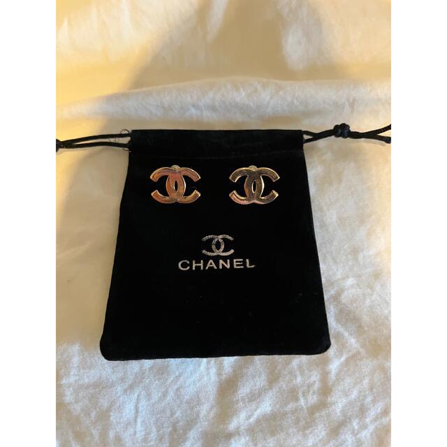 CHANELピアスレディース