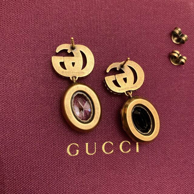 Gucci - 【美品】GUCCI クリスタルストーンピアス テテ着用 ジミン着用