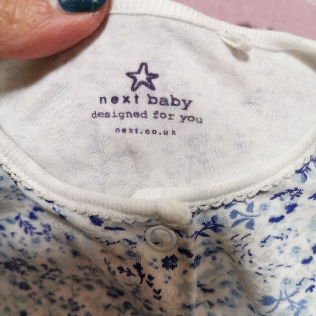 NEXT(ネクスト)のnext baby🌼花柄カバーオール キッズ/ベビー/マタニティのベビー服(~85cm)(カバーオール)の商品写真