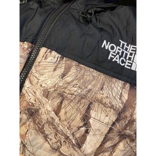 THE NORTH FACE NUPTSE JACKET LEAVES 直営限定(ダウンジャケット)