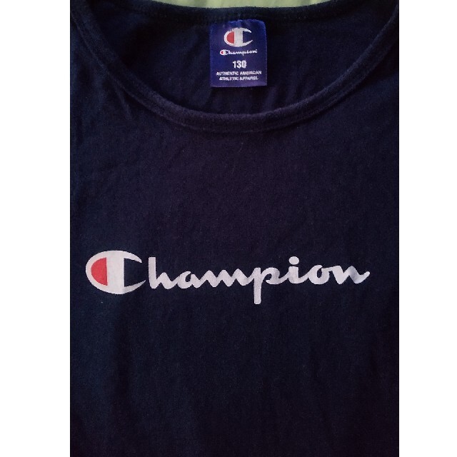 Champion(チャンピオン)のチャンピオン 130 半袖ワンピース色 ネイビーサイズアウトしたので出品 キッズ/ベビー/マタニティのキッズ服女の子用(90cm~)(ワンピース)の商品写真