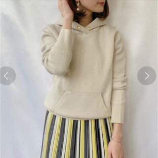 ラウンジドレス(Loungedress)のmoka様専用【Loungedressラウンジドレス】即完売のニットパーカー(パーカー)