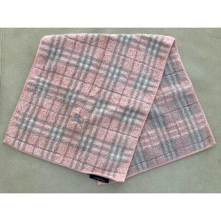 バーバリー(BURBERRY)のBURBERRY  バーバリー　フェイスタオル　ピンク(タオル/バス用品)