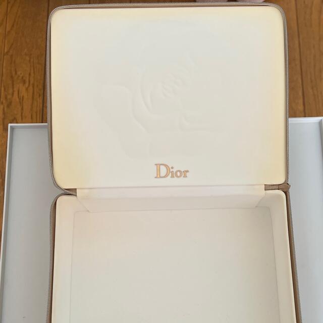 Dior(ディオール)のDIOR  コフレの箱　メイクBOX プレステージ コスメ/美容のコスメ/美容 その他(その他)の商品写真