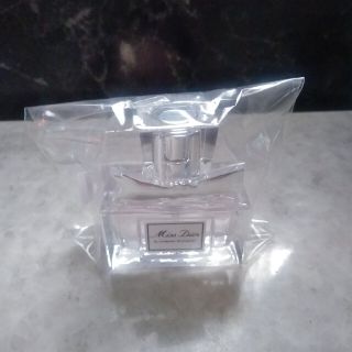 ディオール(Dior)の●新品　ミスディオール　ブルーミングブーケ　7.5ミリ　プッシュ式(香水(女性用))