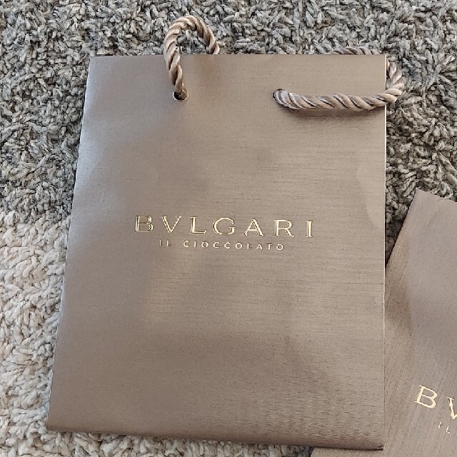 BVLGARI(ブルガリ)のブルガリ　ショップ袋&塩化マグネシウム850ｇ２点セット レディースのバッグ(ショップ袋)の商品写真