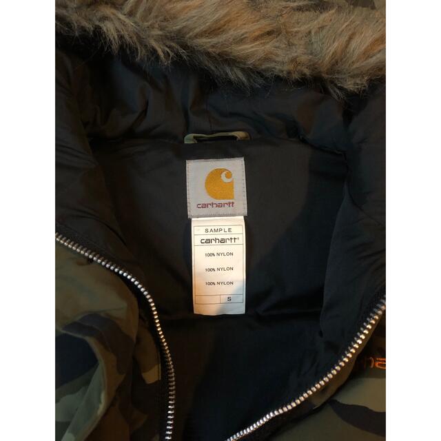 carhartt(カーハート)のカーハート  ダウンベスト　Sサイズ メンズのジャケット/アウター(ダウンベスト)の商品写真