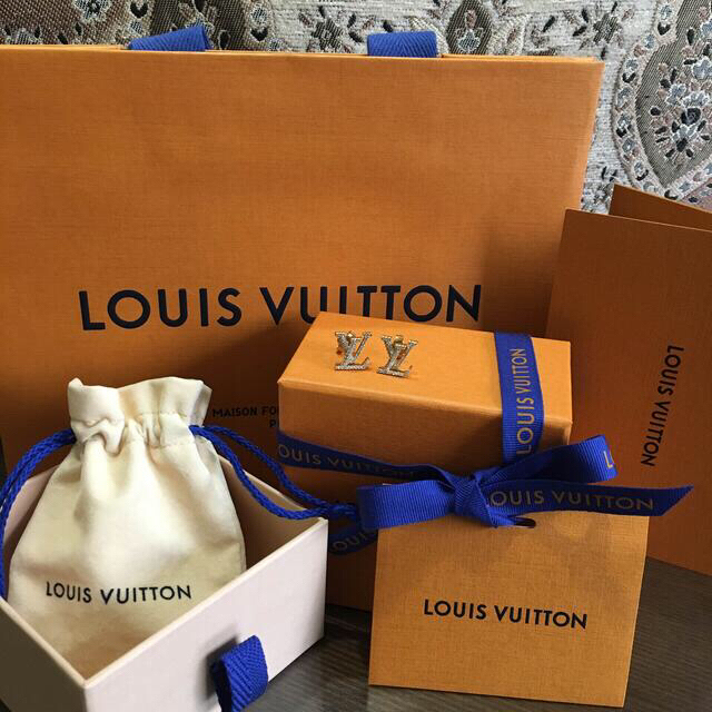 LOUIS VUITTON(ルイヴィトン)のLouis Vuitton  ルイヴィトン　ピアス レディースのアクセサリー(ピアス)の商品写真