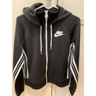 ナイキ(NIKE)の【売り尽くし】NIKE ジップアップパーカー　M(ウェア)