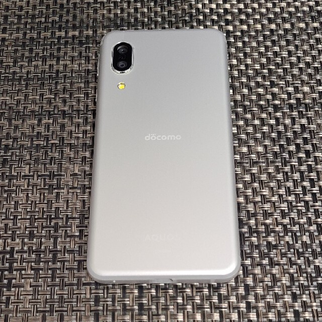 【値下げ】【目立った傷無し】AQUOS　sense３　docomo 1