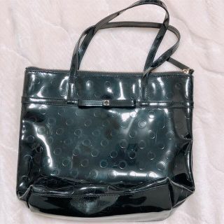 ケイトスペードニューヨーク(kate spade new york)のケイトスペード トートバッグ エナメル 水玉 ドット(トートバッグ)