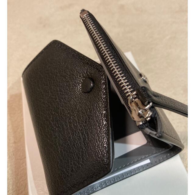 Maison Martin Margiela(マルタンマルジェラ)のメゾンマルジェラ 三つ折り財布 エンベロープウォレット レザー ブラック レディースのファッション小物(財布)の商品写真