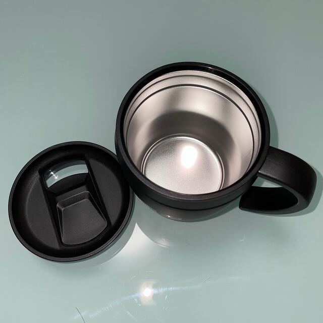 UNIQLO(ユニクロ)のUNIQLO 非売品 ステンレス製マグカップ 黒 インテリア/住まい/日用品のキッチン/食器(タンブラー)の商品写真