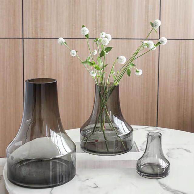 最新デザインの 大きめ フラワーベース グレー クリア 花瓶